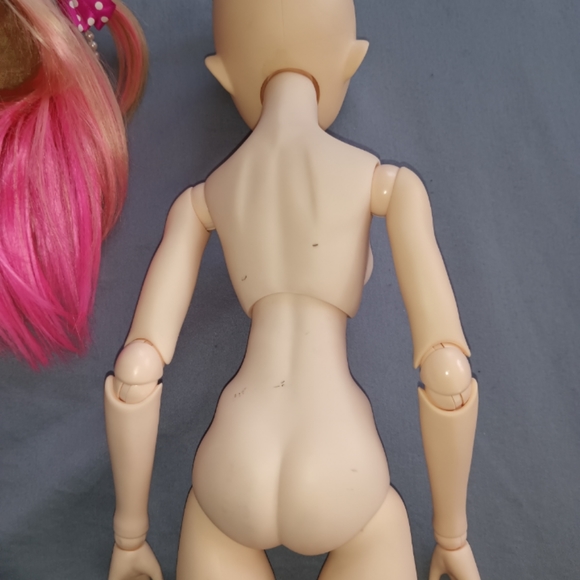 1/3 scale azone head and obitsu body BJD hybrid - Picture 3 of 7
